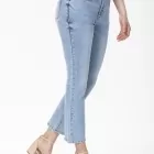 Jeans a trombetta slim-fit ELEN